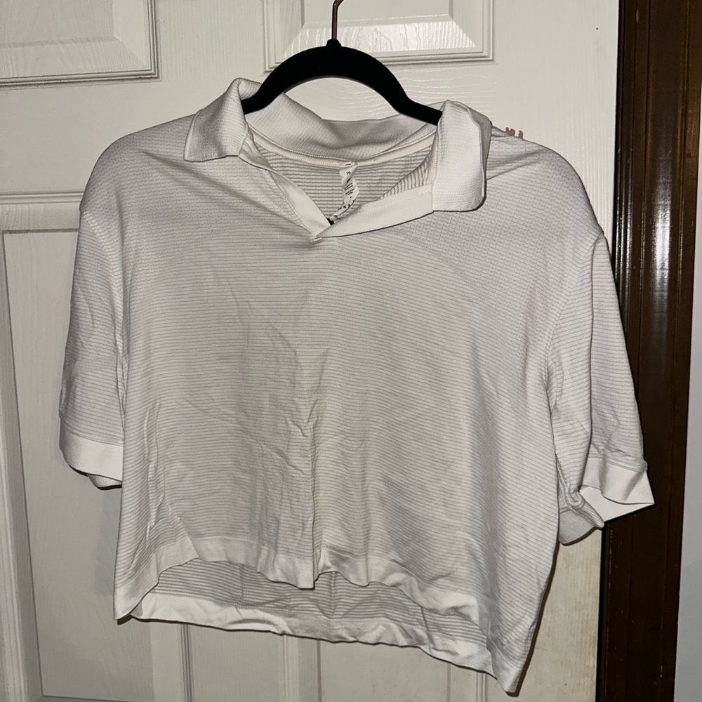 Lululemon crop collar shirt